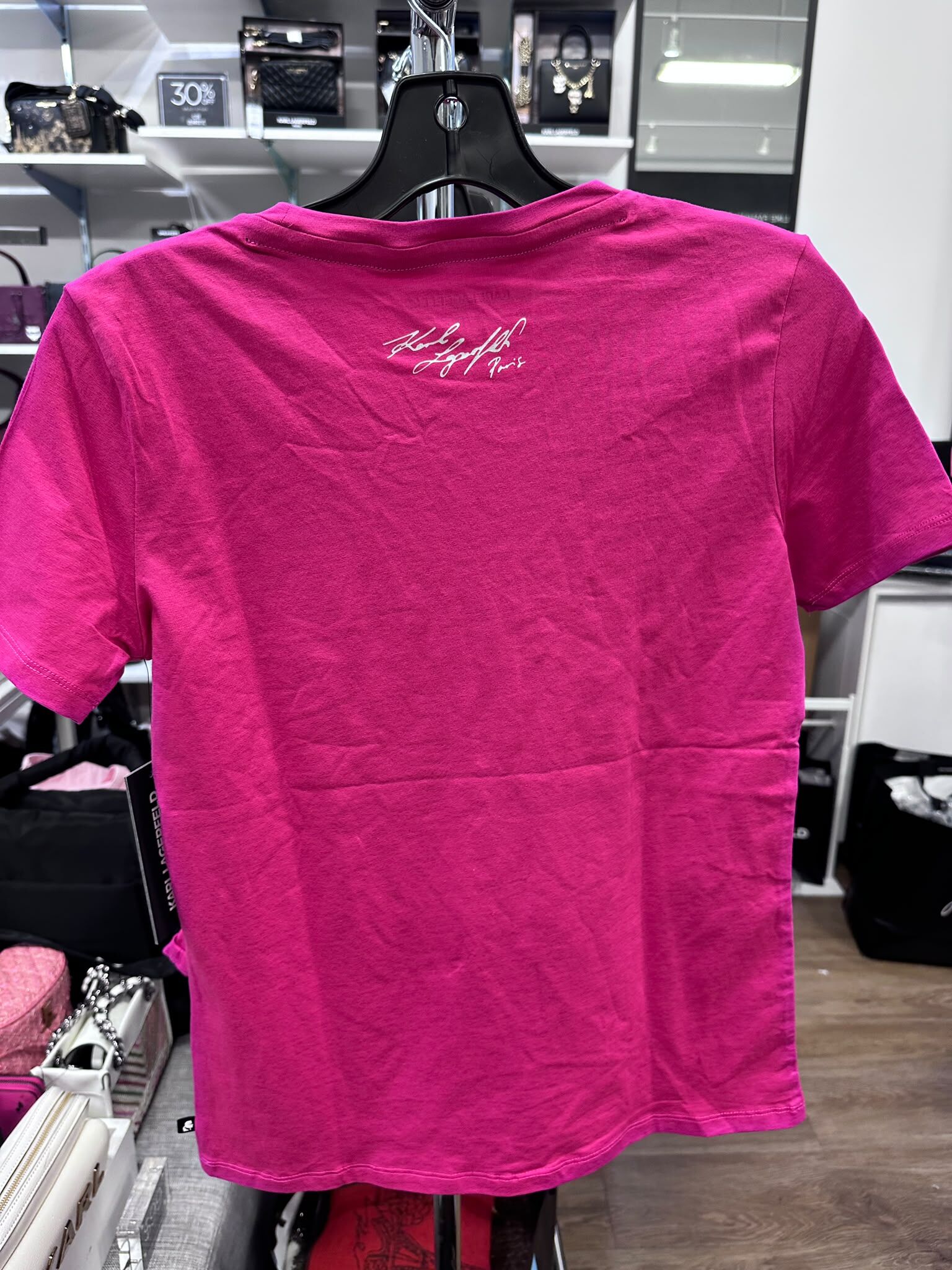 WX64 KL 老佛爺細圖案 桃紅色短袖衫 Choupette Tee