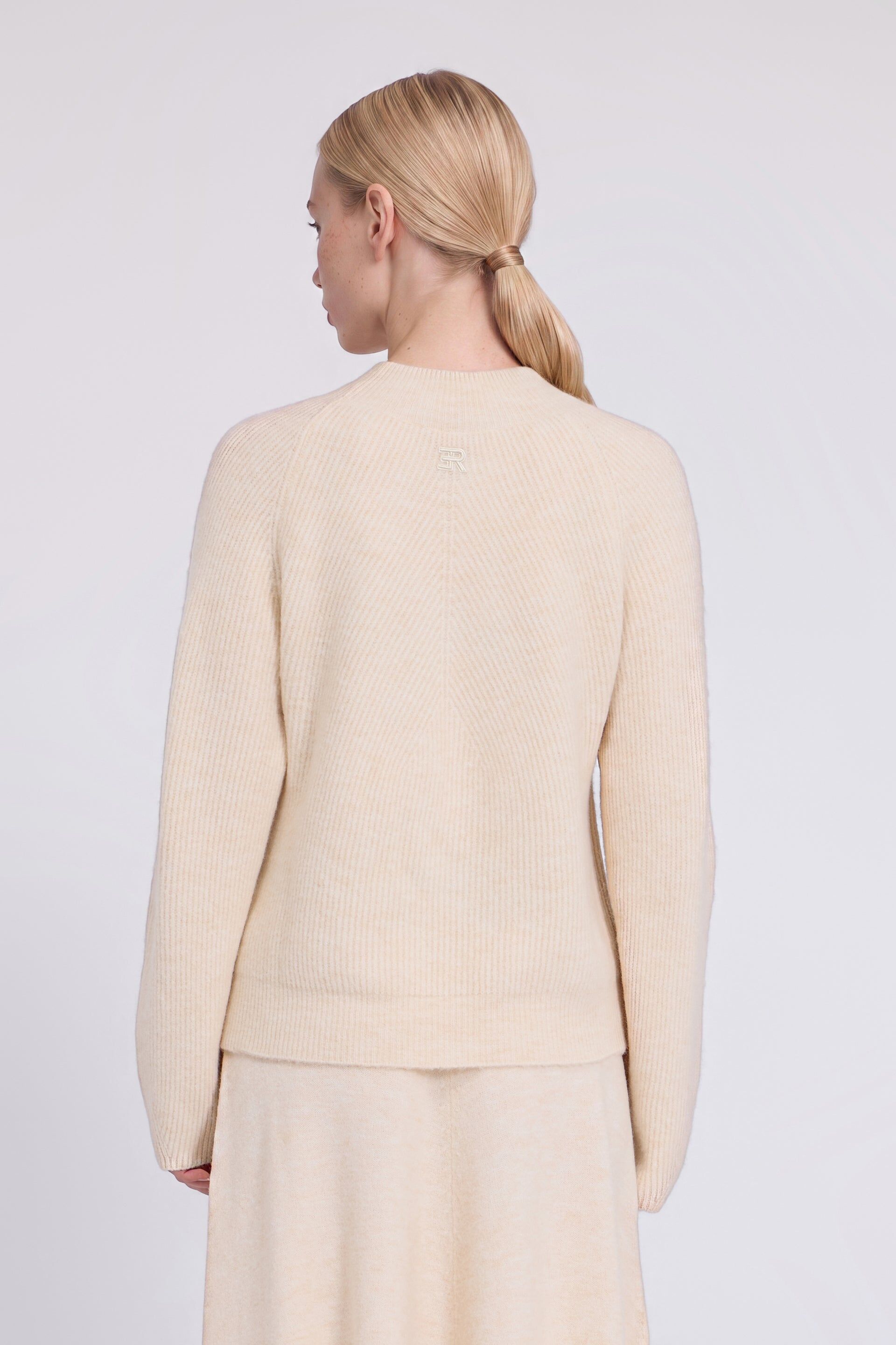 1FA1025-165 [ERMANNO] RIBBED 毛衣 米色 #D49EM025EO0MF460 (EU)