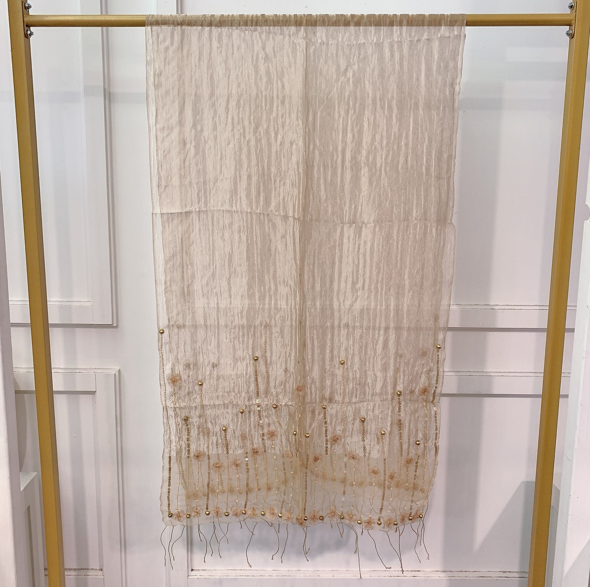 ACC-CCG1025-005 60% Wool 20% Silk 20% Metalised Yarn 約:60x180cm (A5)