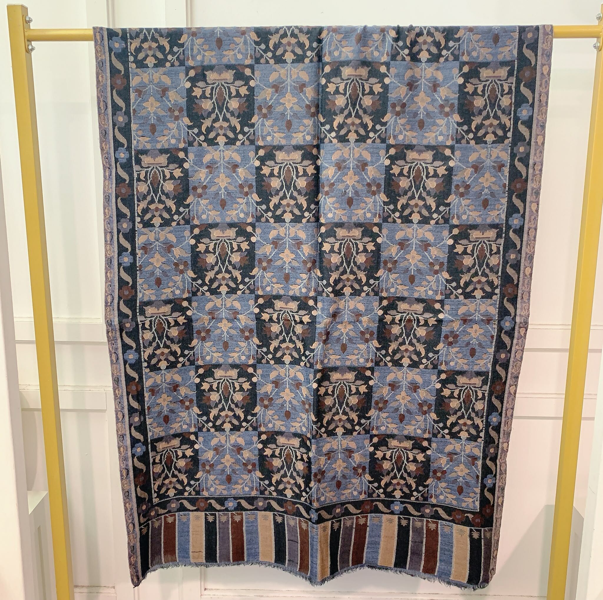 ACC-CCG1025-053 Kani-100% Merino Wool 約:70x180cm (A53)