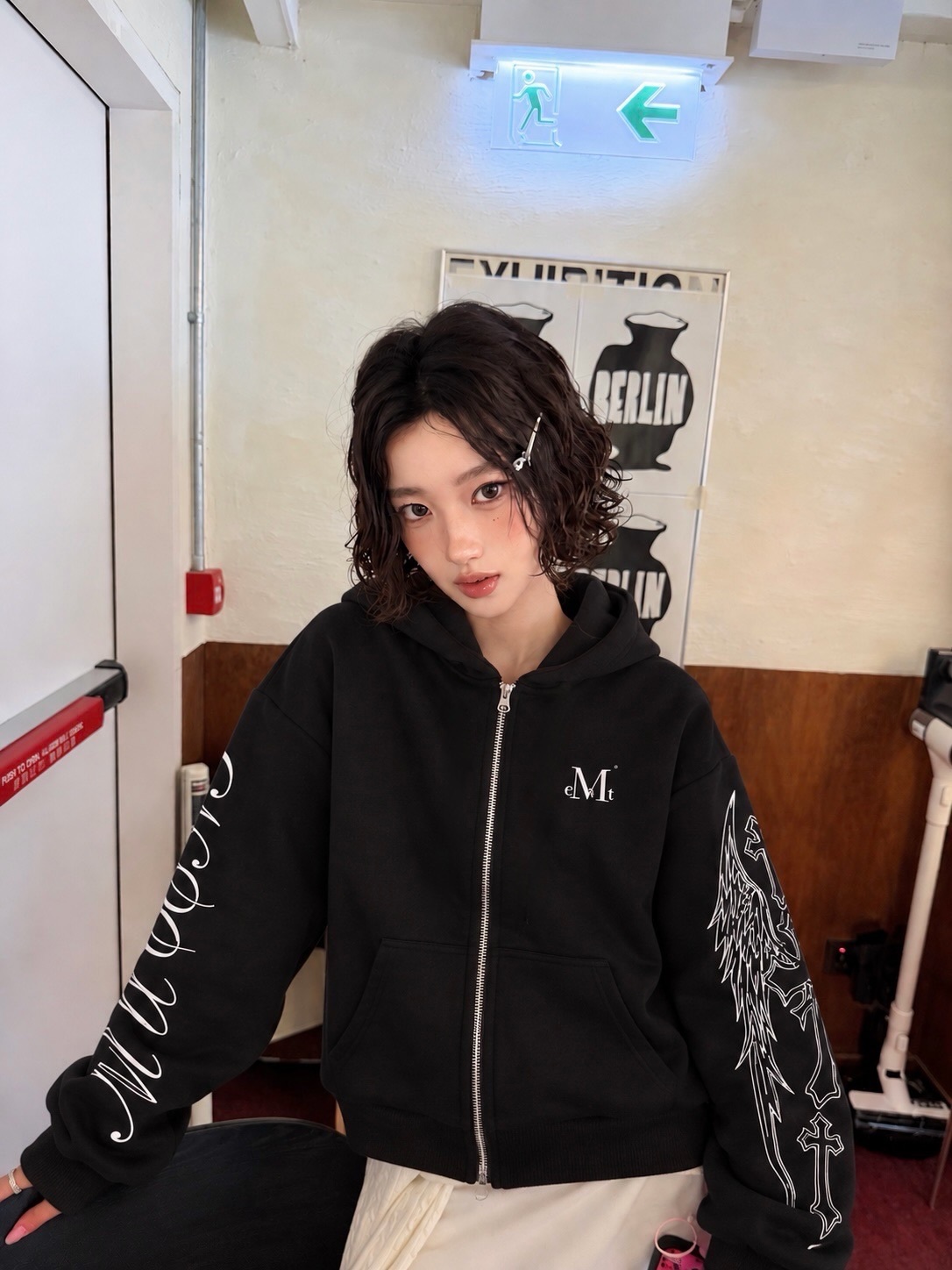 韓國代購｜Mucent Pozen Mix Lettering Hood Zip-Up
