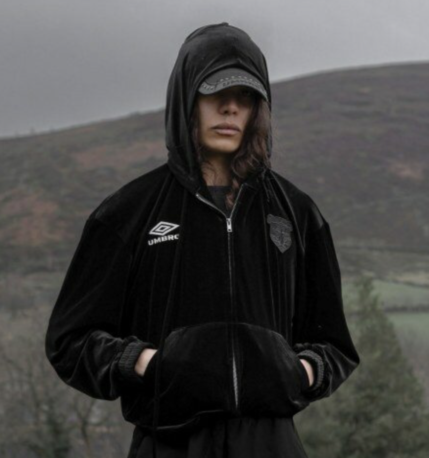 【代購】茵寶 UMBRO Velvet Mask Hooded Zip-Up 絲絨面罩連帽外套