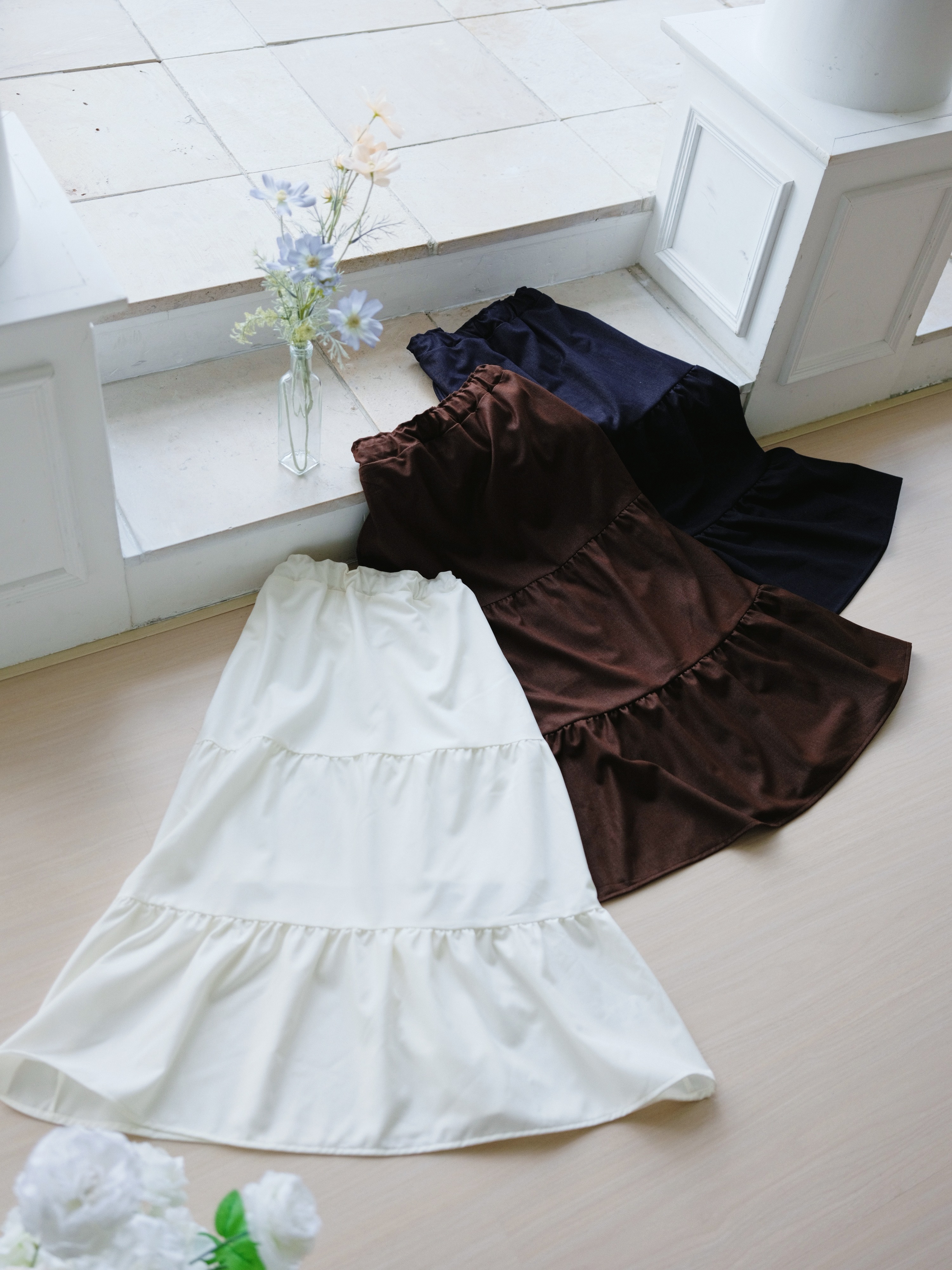 三色 / 簡約水洗感蛋糕半身長裙 / Washed Minimal Tiered Midi Skirt