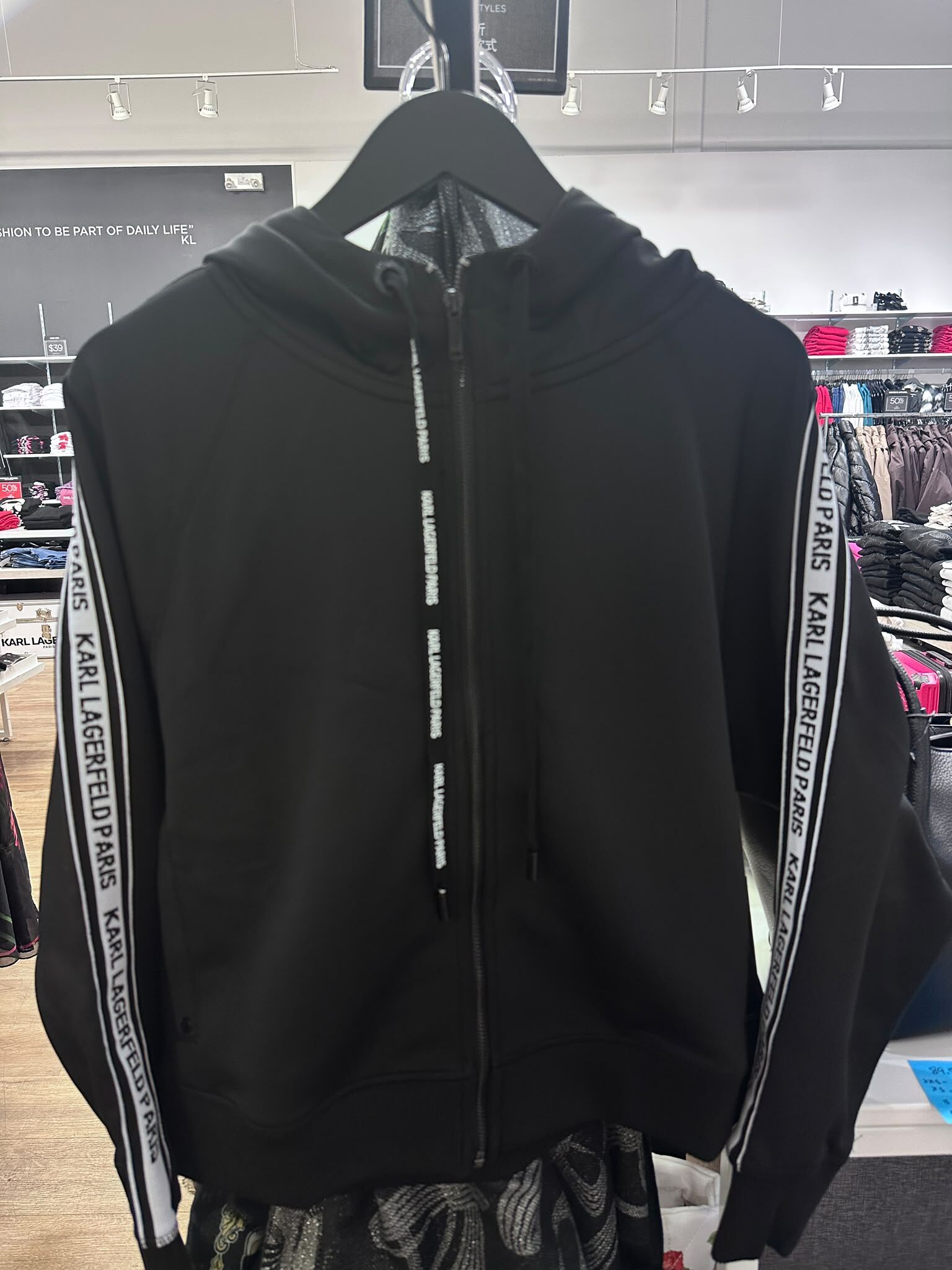 WX83 KL 黑色連帽拉鏈薄外套 Logo Tape Track Jacket
