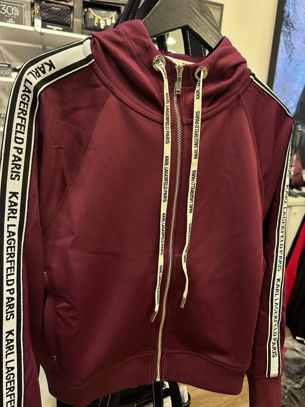 WX84 KL 酒紅色連帽拉鏈薄外套 Logo Tape Track Jacket
