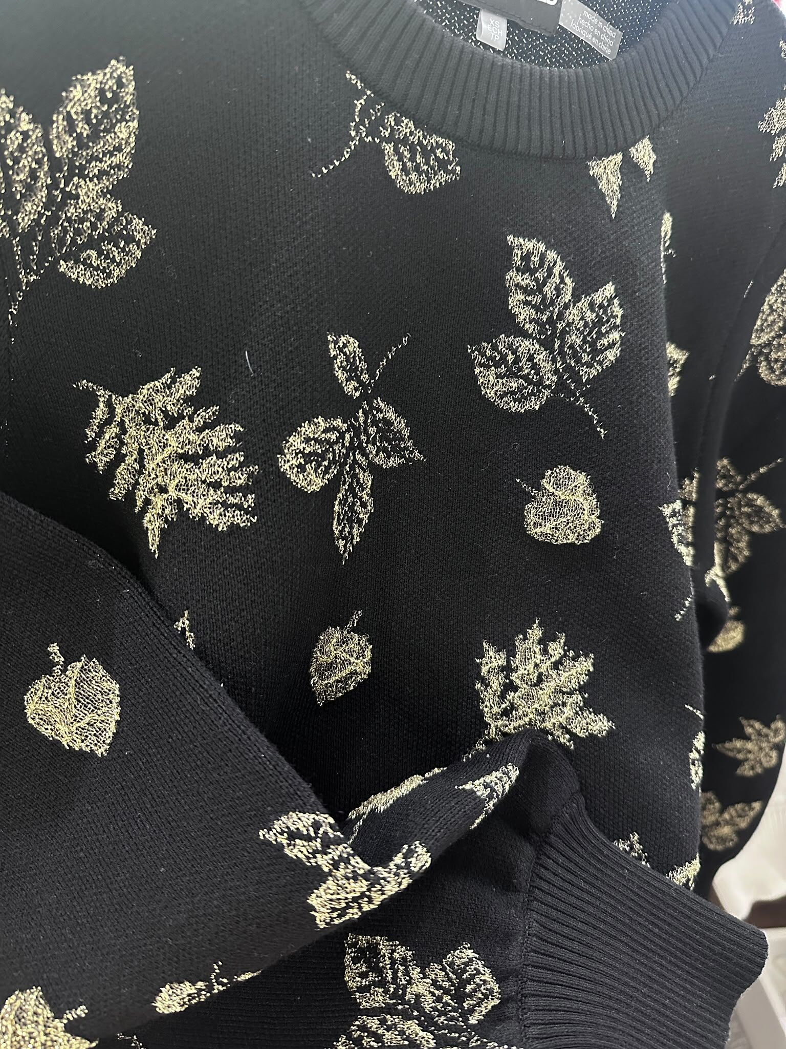 WX91 KL 金色葉葉黑色長袖針織衫 Long Sleeve Floral Crew Sweater