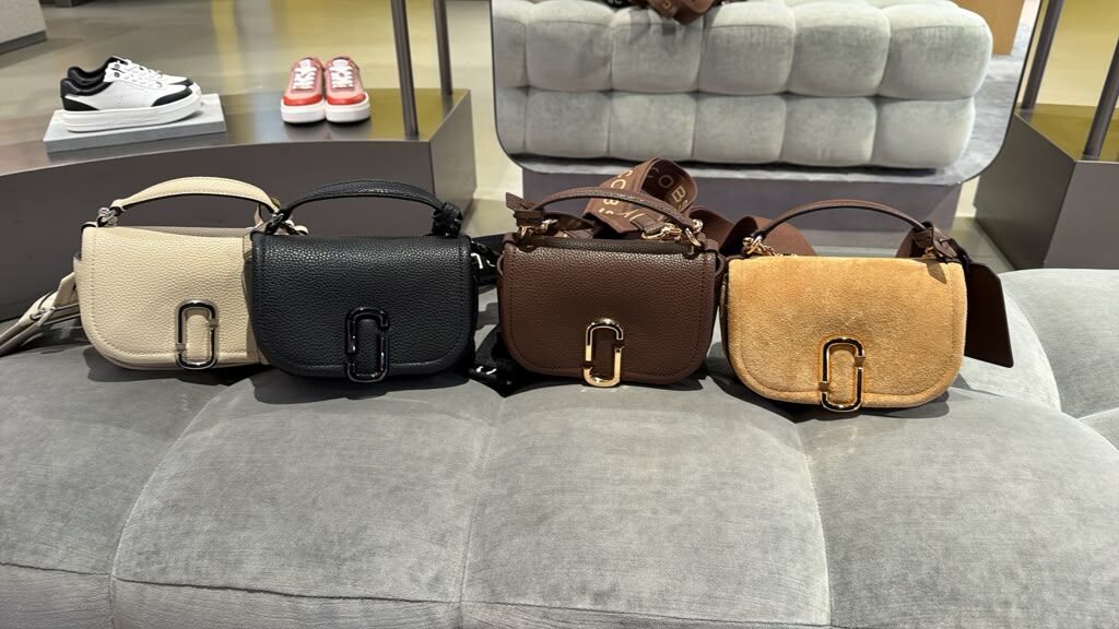 GJ016 Marc Jacobs The Pebble Saddle Bag 經典皮革半圓馬鞍包 18x13cm