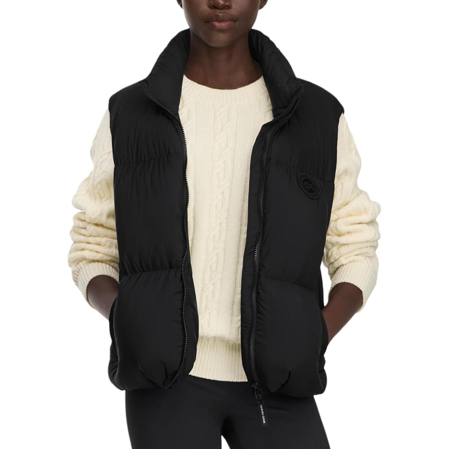 【代購】Canada Goose Down Vests Men's Black Turtleneck Moderate Straight Fit 1754WT9061