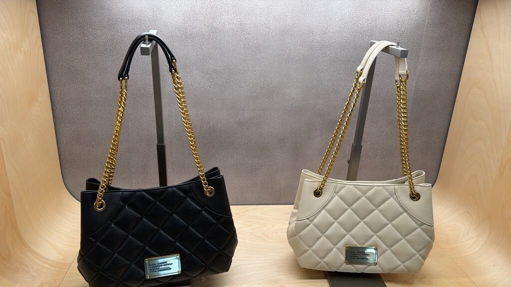 GJ055 Marc Jacobs 絎縫皮革復古金屬牌鏈條腋下包 30x19cm