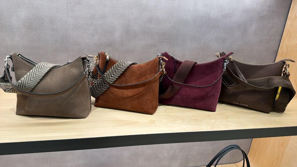 GJ056 Marc Jacobs The Drifter 麂皮流浪包 27x20cm