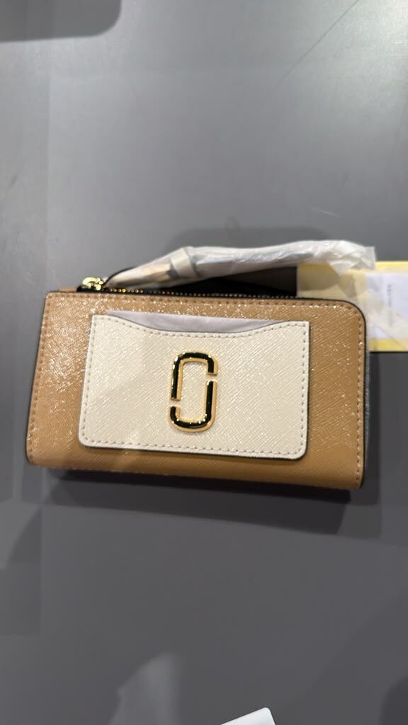GJ062 Marc Jacobs The Utility Snapshot Top Zip Multi Wallet 駝色撞色銀包