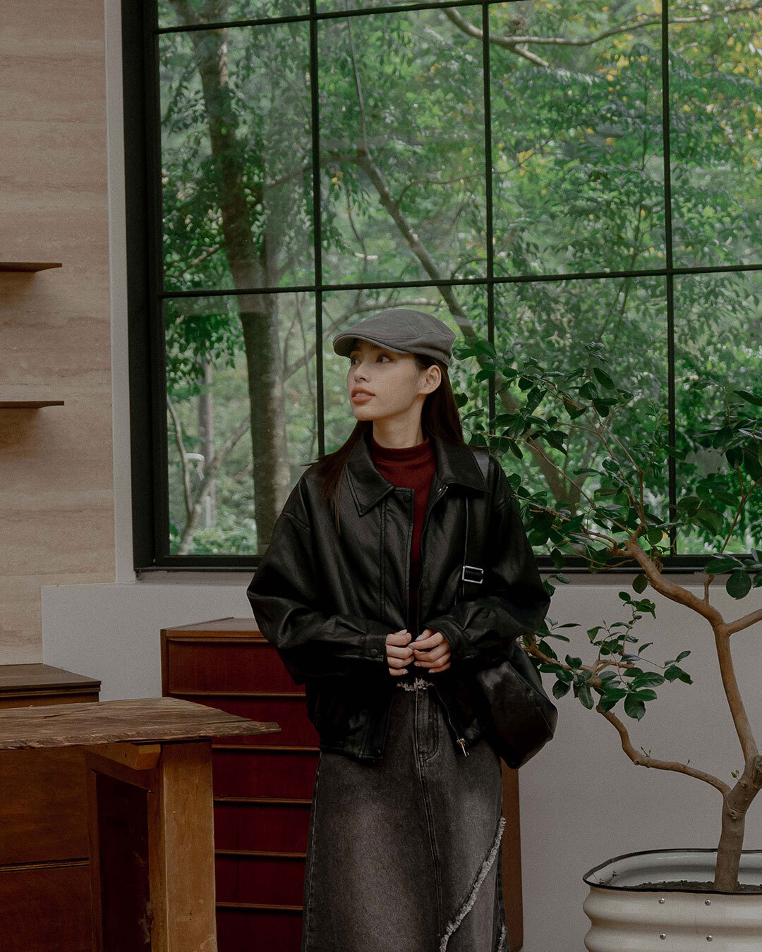 Matte-finish leather jacket with lapel collar – available in two colors.【02060151】in stock+pre-order