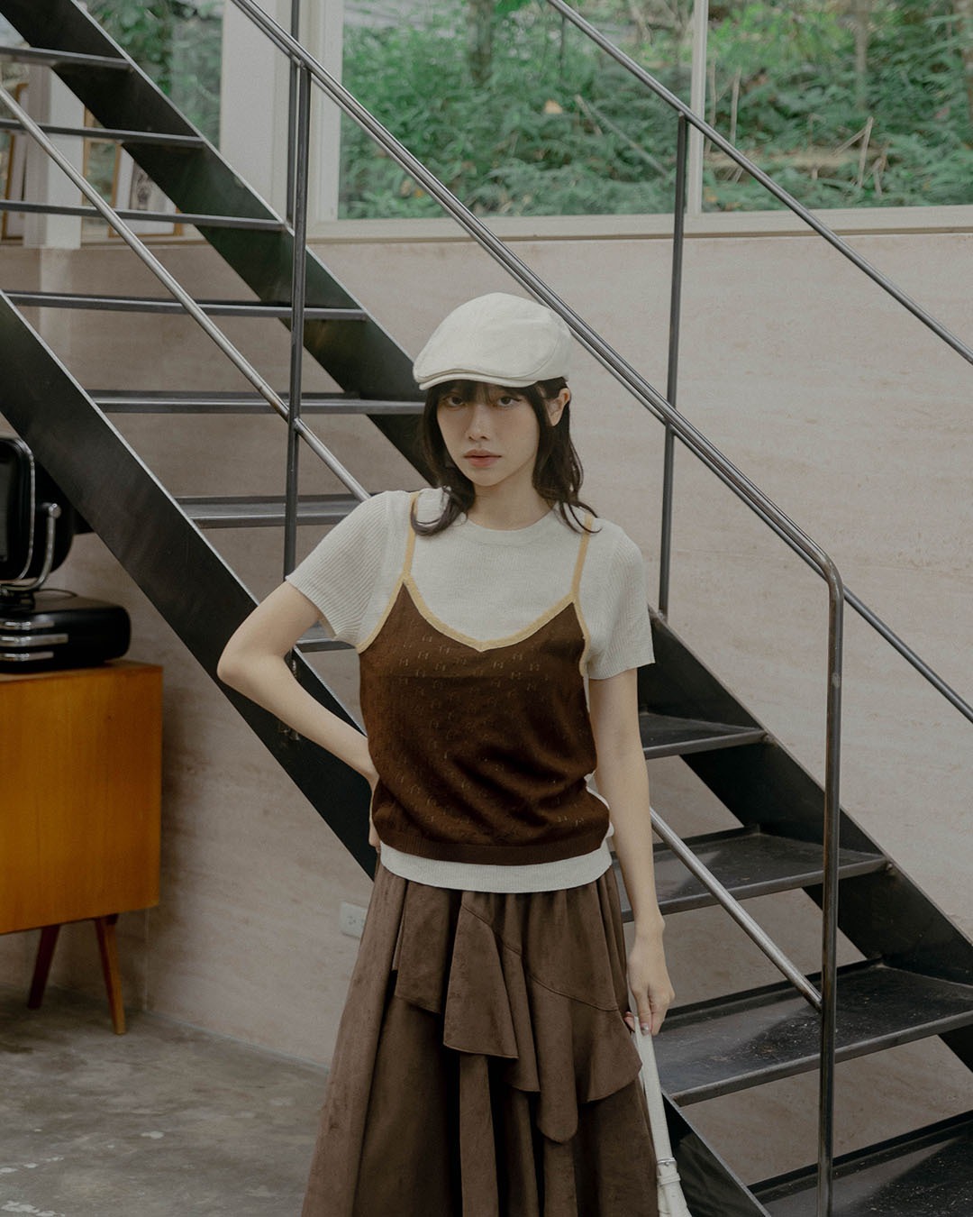 Color-blocked faux two-piece vest short-sleeved knit top, available in two colors.【01200246】in stock+pre-order