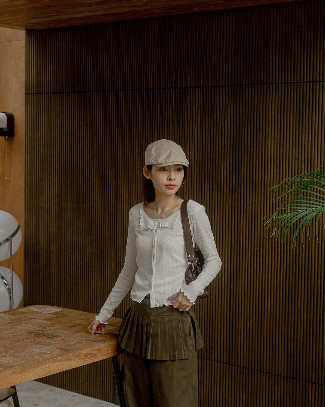 Lace-trimmed faux two-piece button-down long-sleeved top, available in three colors【01200206】in stock+pre-order