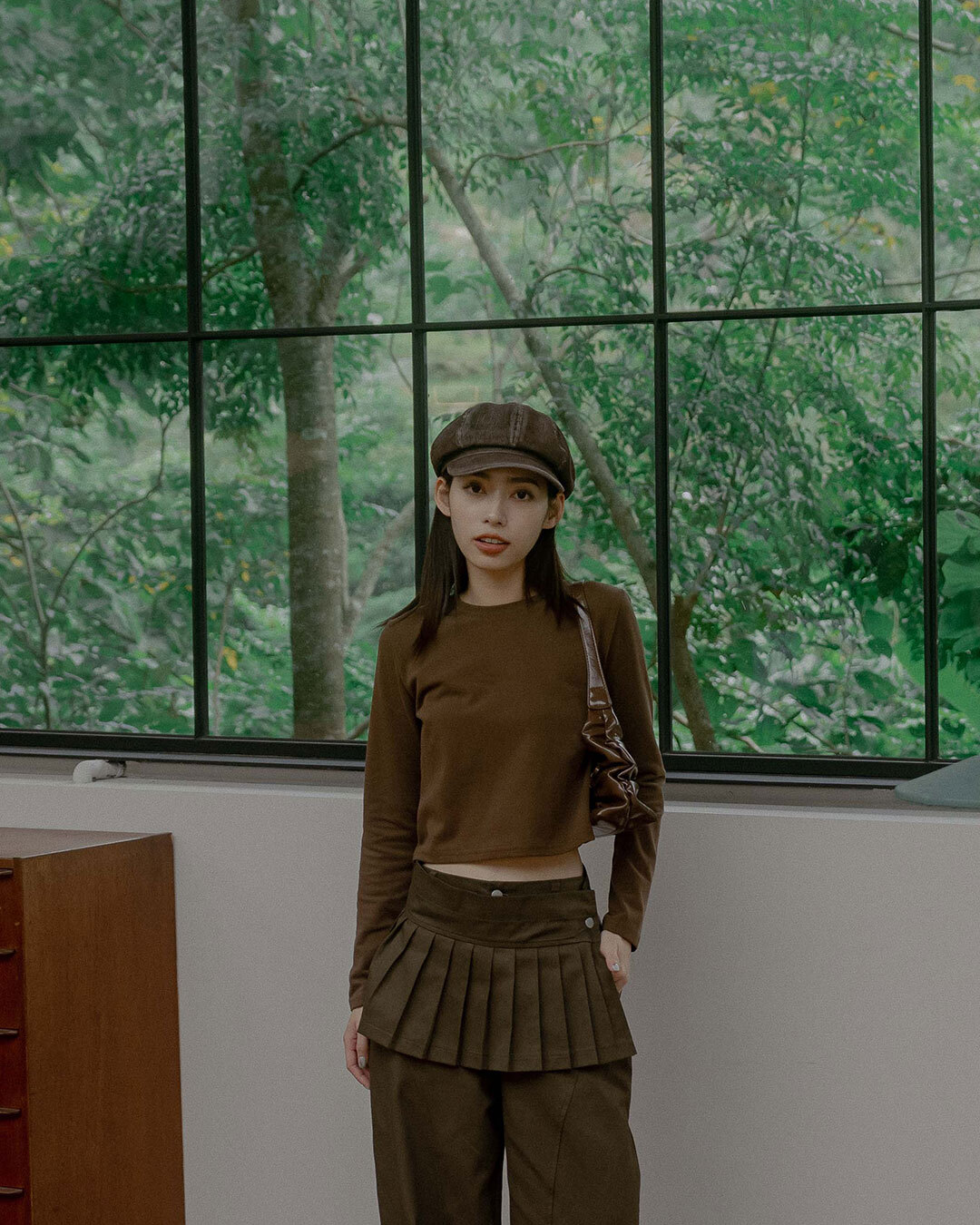 Solid Crew Neck Cropped Long-Sleeve Top - Coffee【01200155】in stock+pre-order