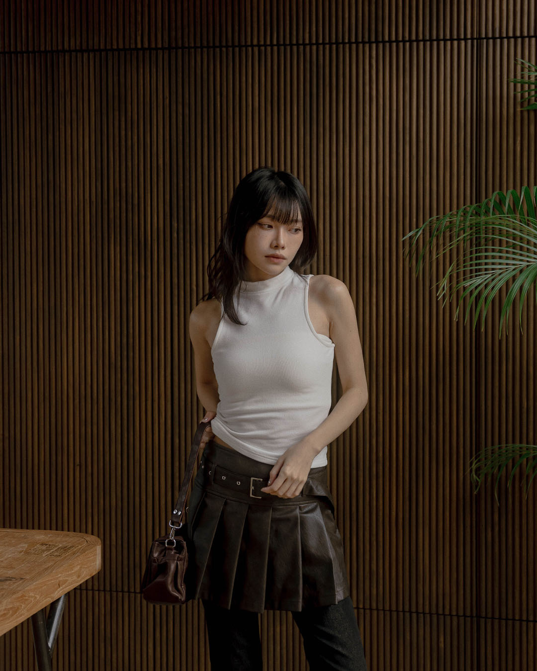 Solid Brushed Fitted Halter-Neck Tank Top - White S/M【01150489】in stock+pre-order