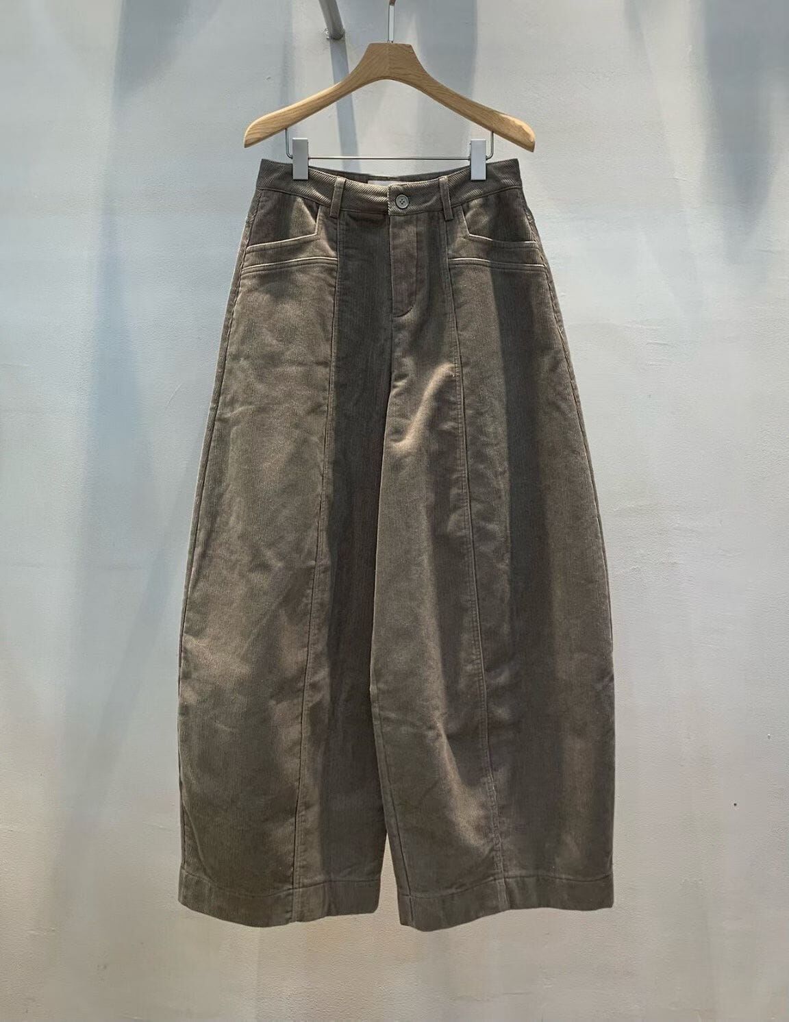 TS7205 燈芯絨弧形休閒褲