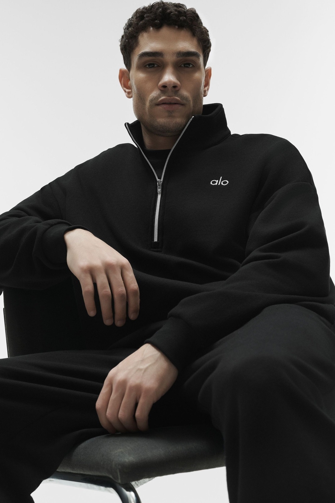 <黑五限時折扣-48HR>ALO Accolade 1/4 Zip Pullover 潮 流 穿搭 運動風 時尚 半拉鍊 立領 大學T 男款