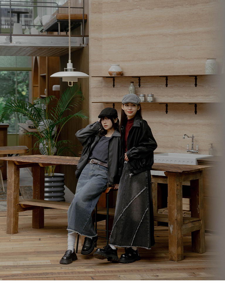Matte-finish leather jacket with lapel collar – available in two colors.【02060151】in stock+pre-order