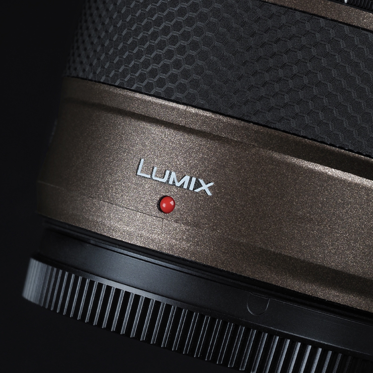 Panasonic LUMIX S 40mm F2 貼膜質感特寫，LIFE+GUARD 設計風格
