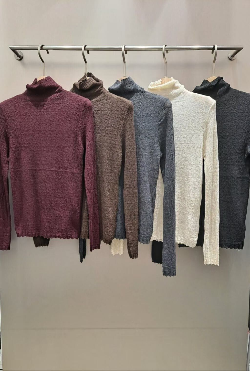 TS7264 木耳邊高領打底衫