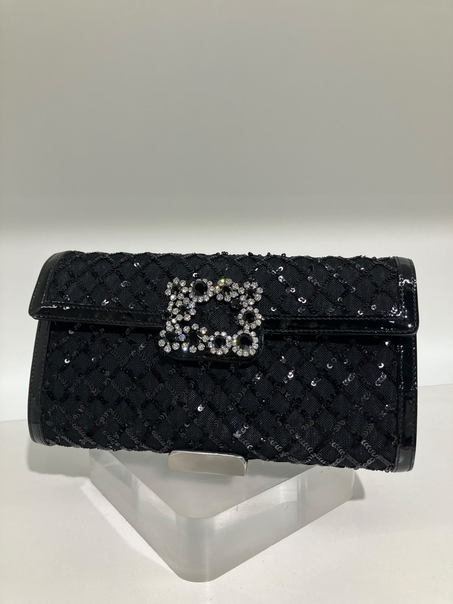 Roger Vivier efflorescence flower strass clutch mesh black
