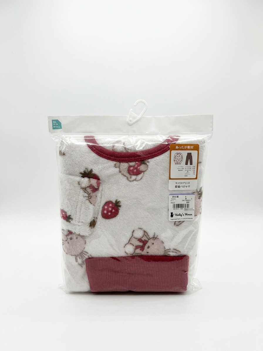 【Nishimatsuya】Warm Micro Fleece Strawberry Bunny High-Waist Belly Guard Kids Pajamas Set