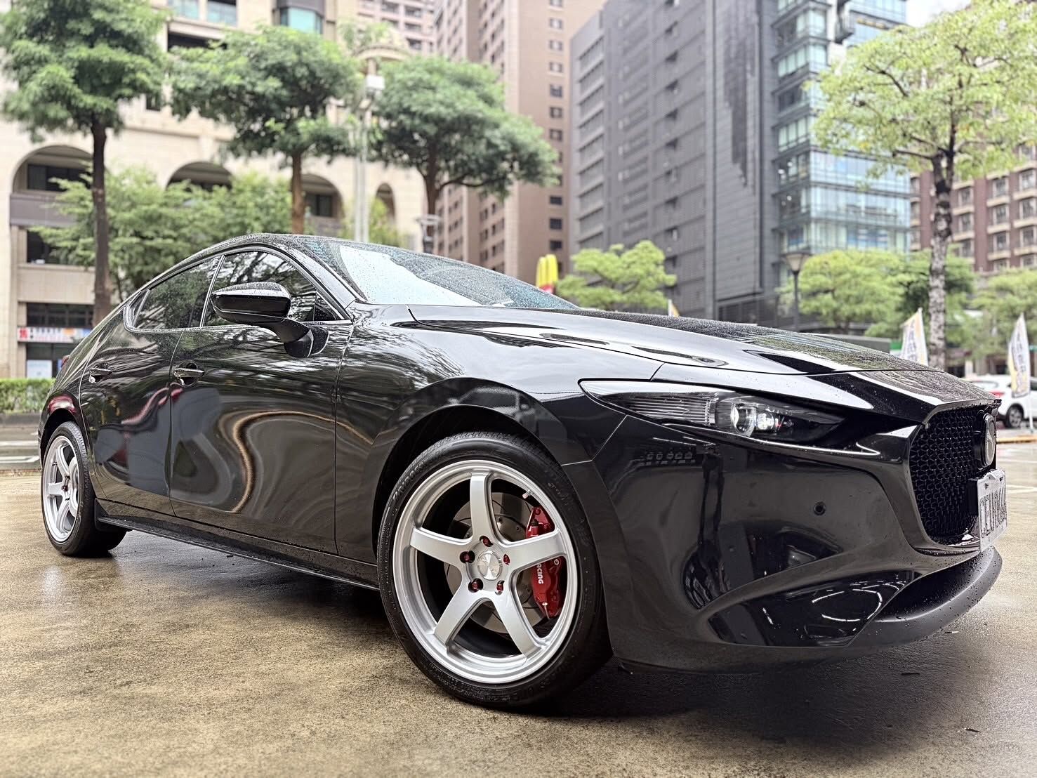 MAZDA3 18吋鋁圈