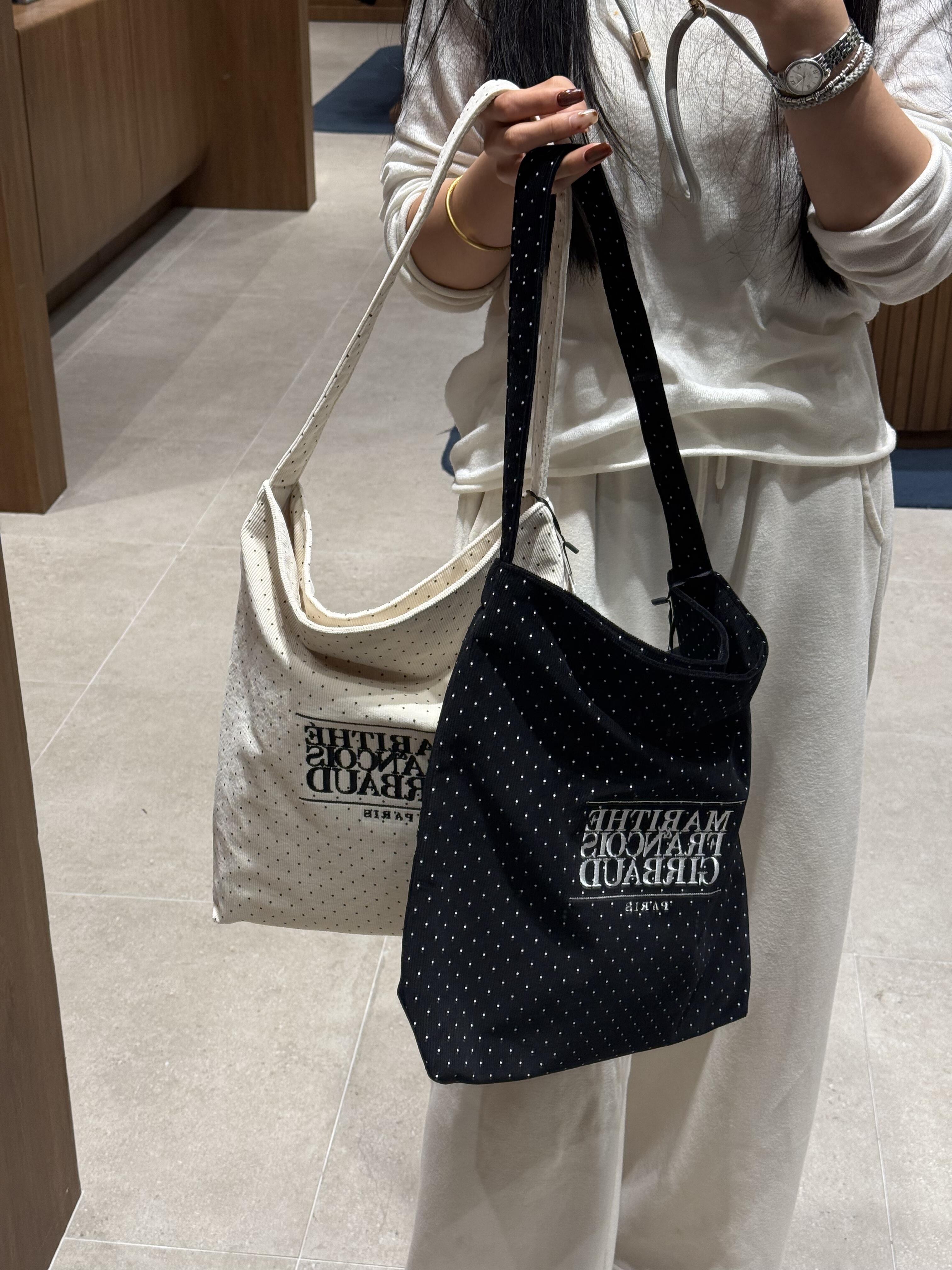 【預購】韓國代購 Marithe Francois Girbaud 2026新款 Classic Logo Corduroy Bag MFG 刺繡 經典Logo 波點 點點 燈芯絨 肩揹 托特包