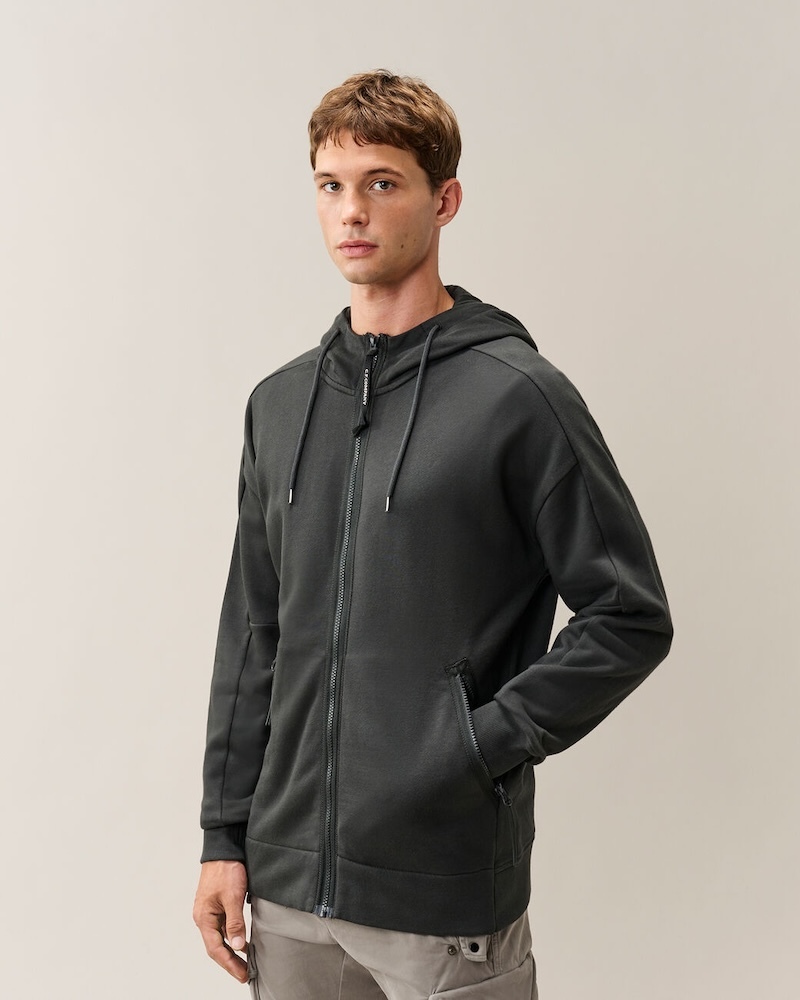 C.P. Company - Diagonal Raised Fleece Goggle Zip Sweatshirt - 21CMSS715A005086W985 RAVEN