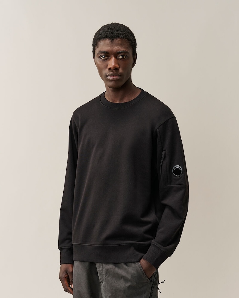 C.P. Company - Diagonal Raised Fleece Crewneck Lens Sweatshirt - RCCMSS713A005086W999 BLACK